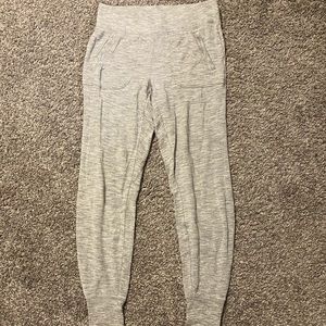 XS Athleta light grey jogger sweatpants